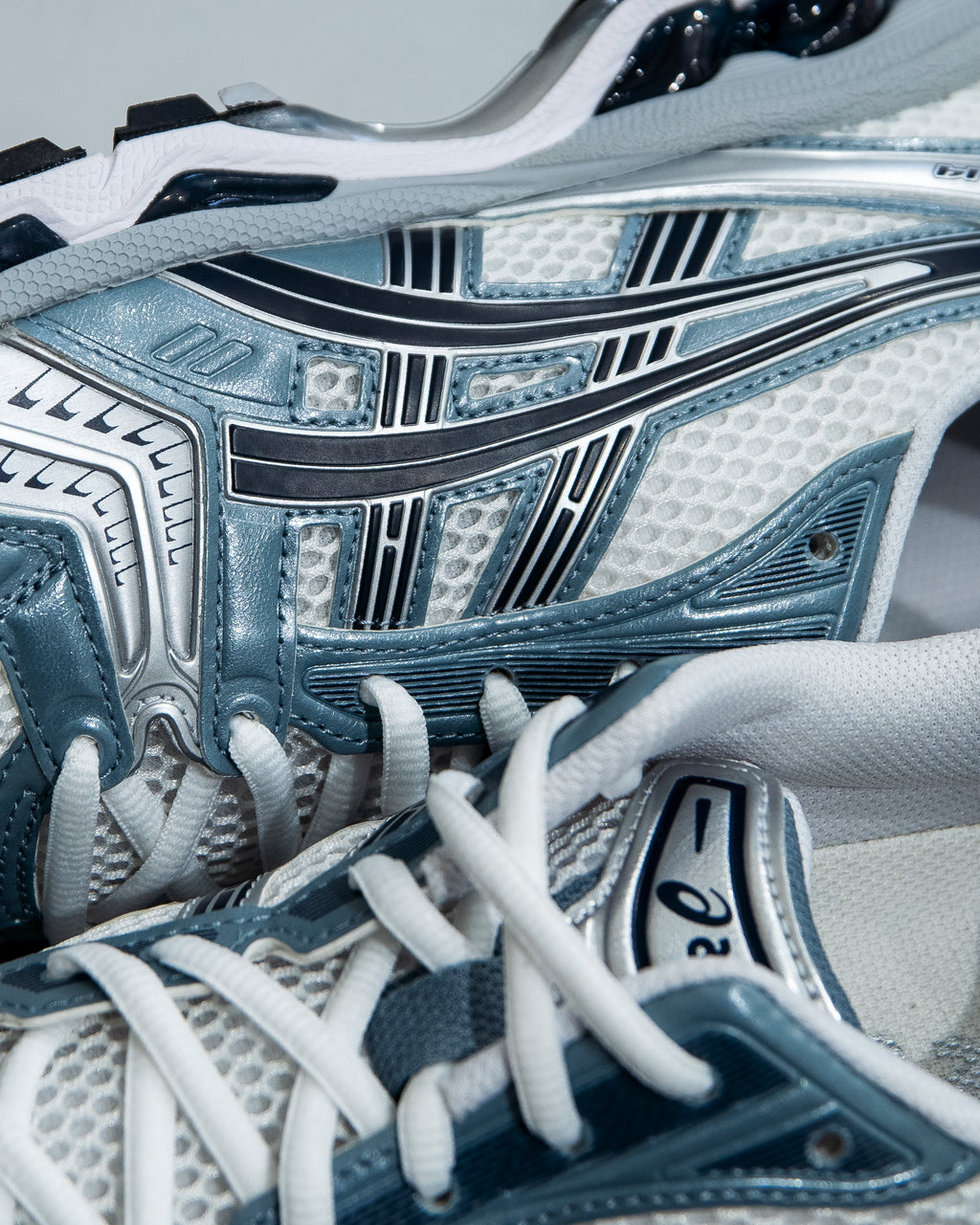 Asics Gel-Kayano 14 - White/Fjord Grey