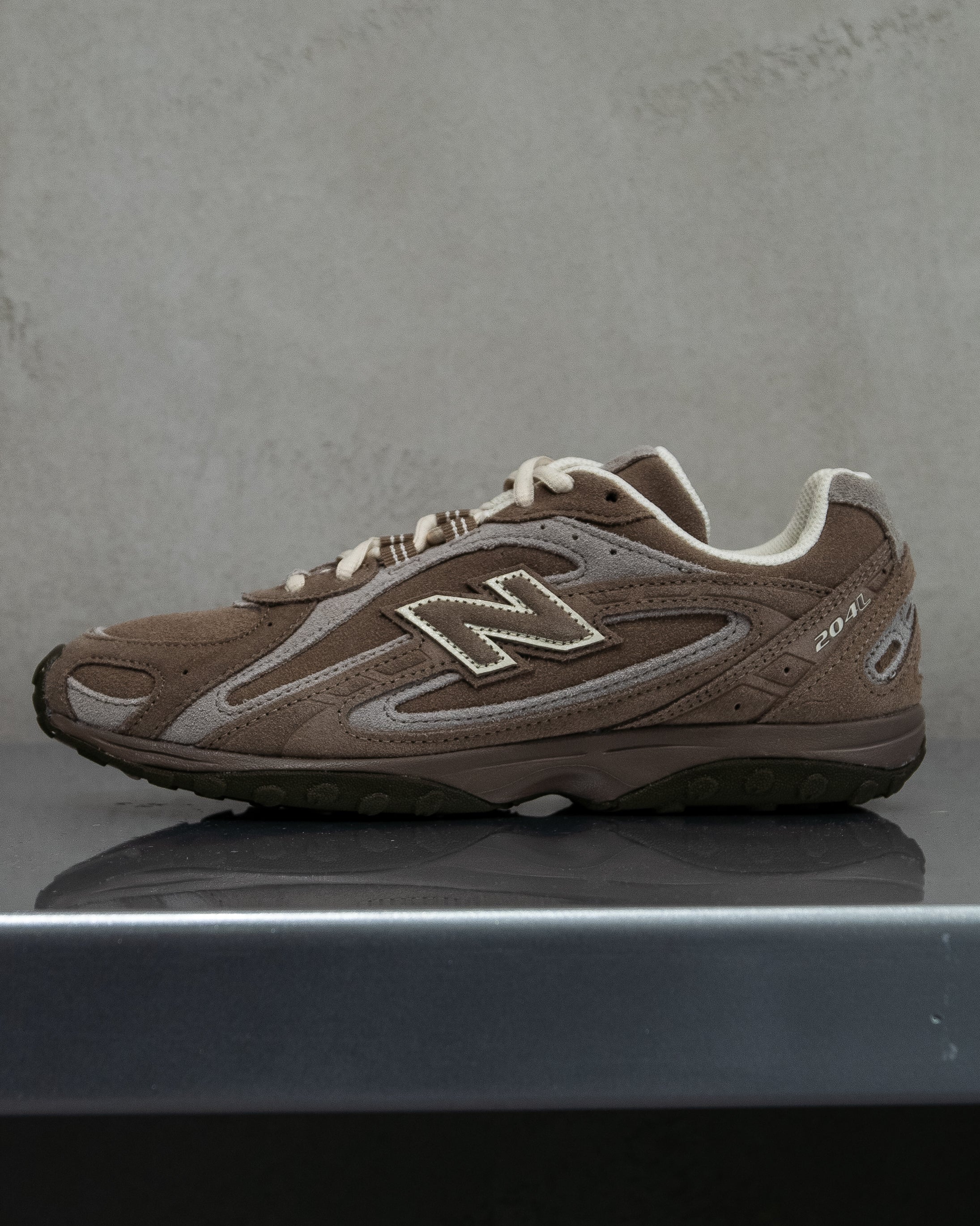 New Balance 204L - ‘Mushroom Arid Stone’