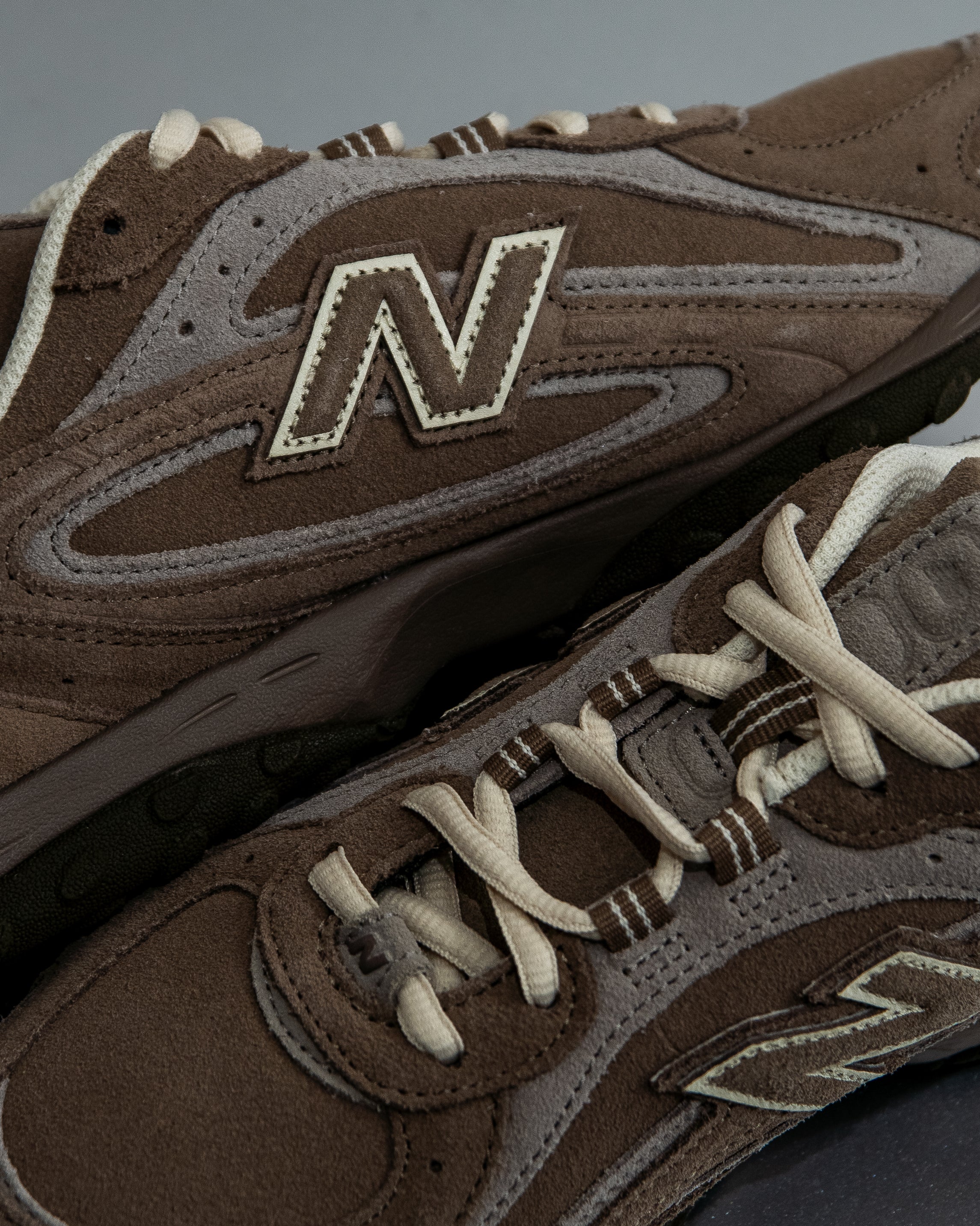 New Balance 204L - ‘Mushroom Arid Stone’