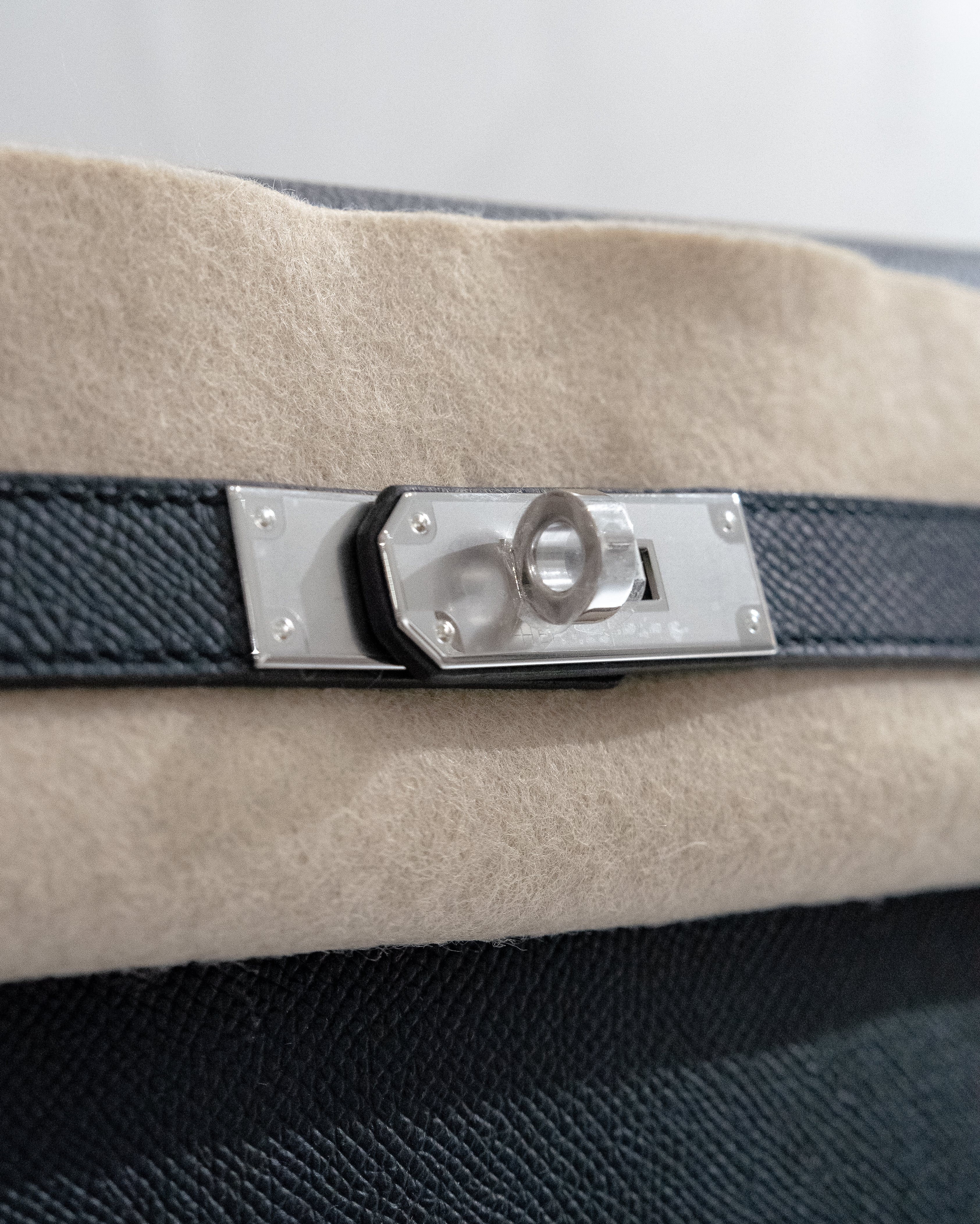 Hermes Kelly Dépêches leather clutch bag - Black