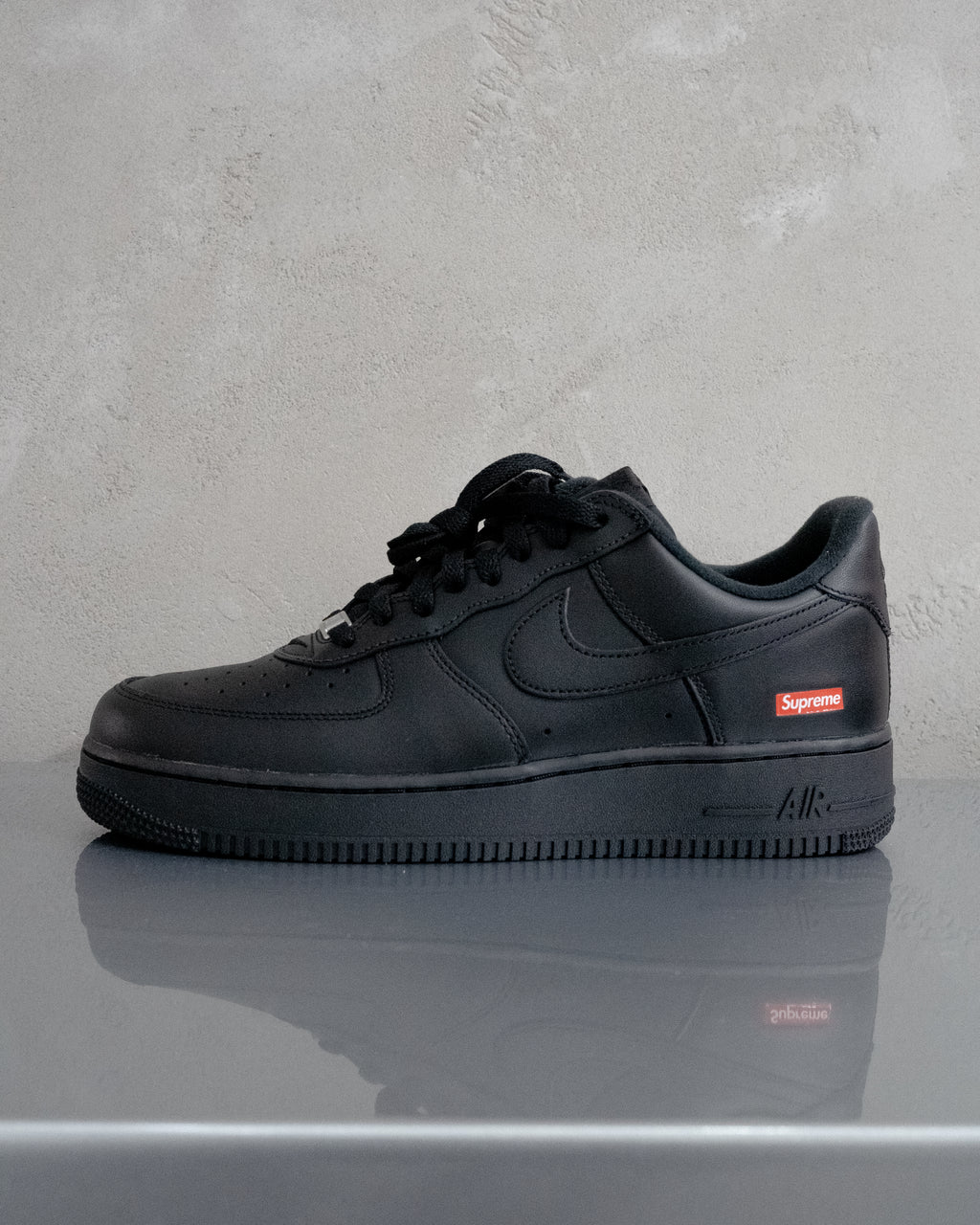 Supreme/Nike Air Force 1 Low - Black