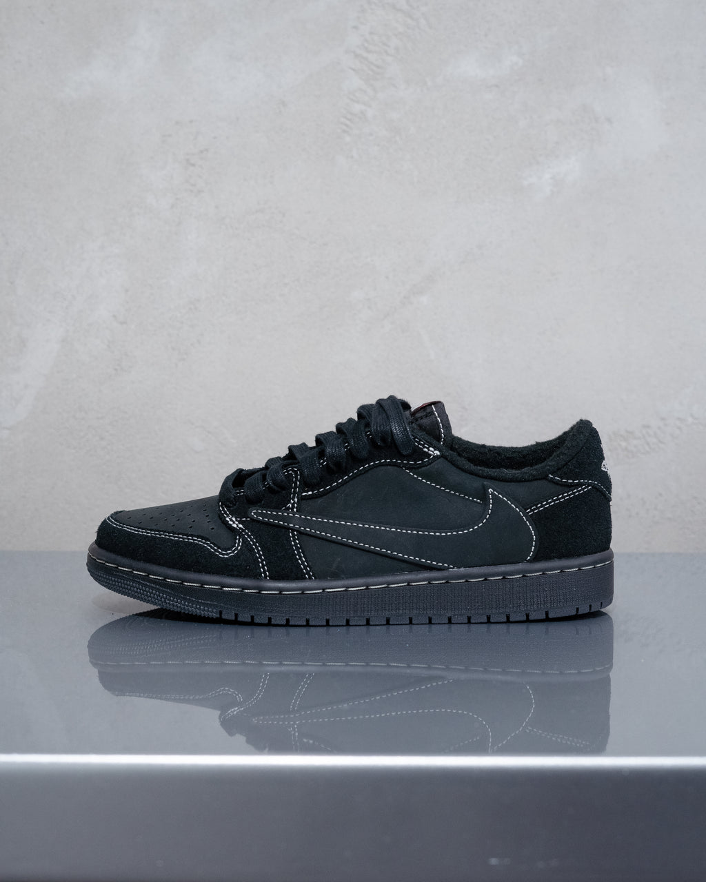 Jordan 1 Retro Low OG SP x Travis Scott - Black Phantom