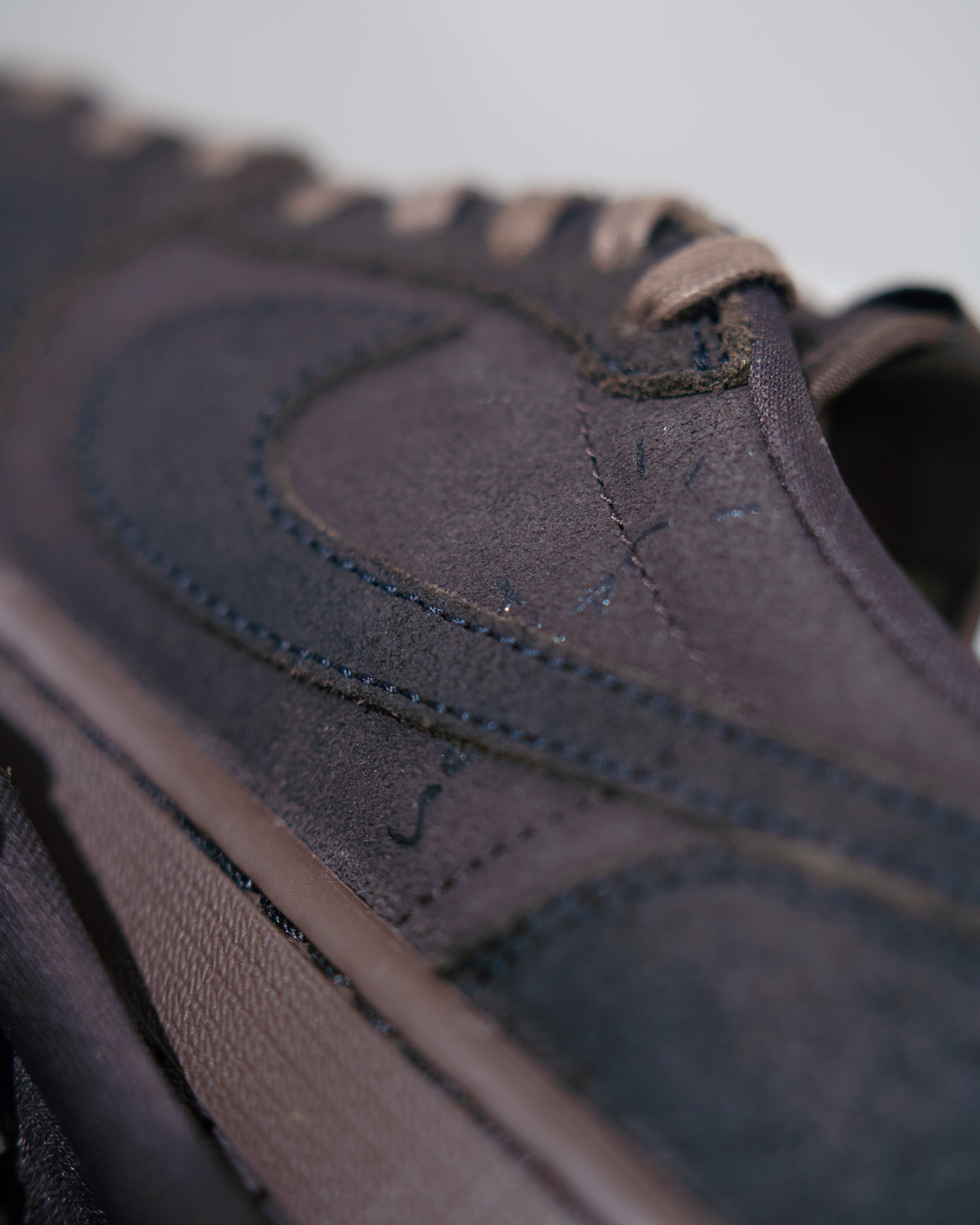 Jordan 1 Retro Low OG SP x Travis Scott - Velvet Brown/Dark Mocha