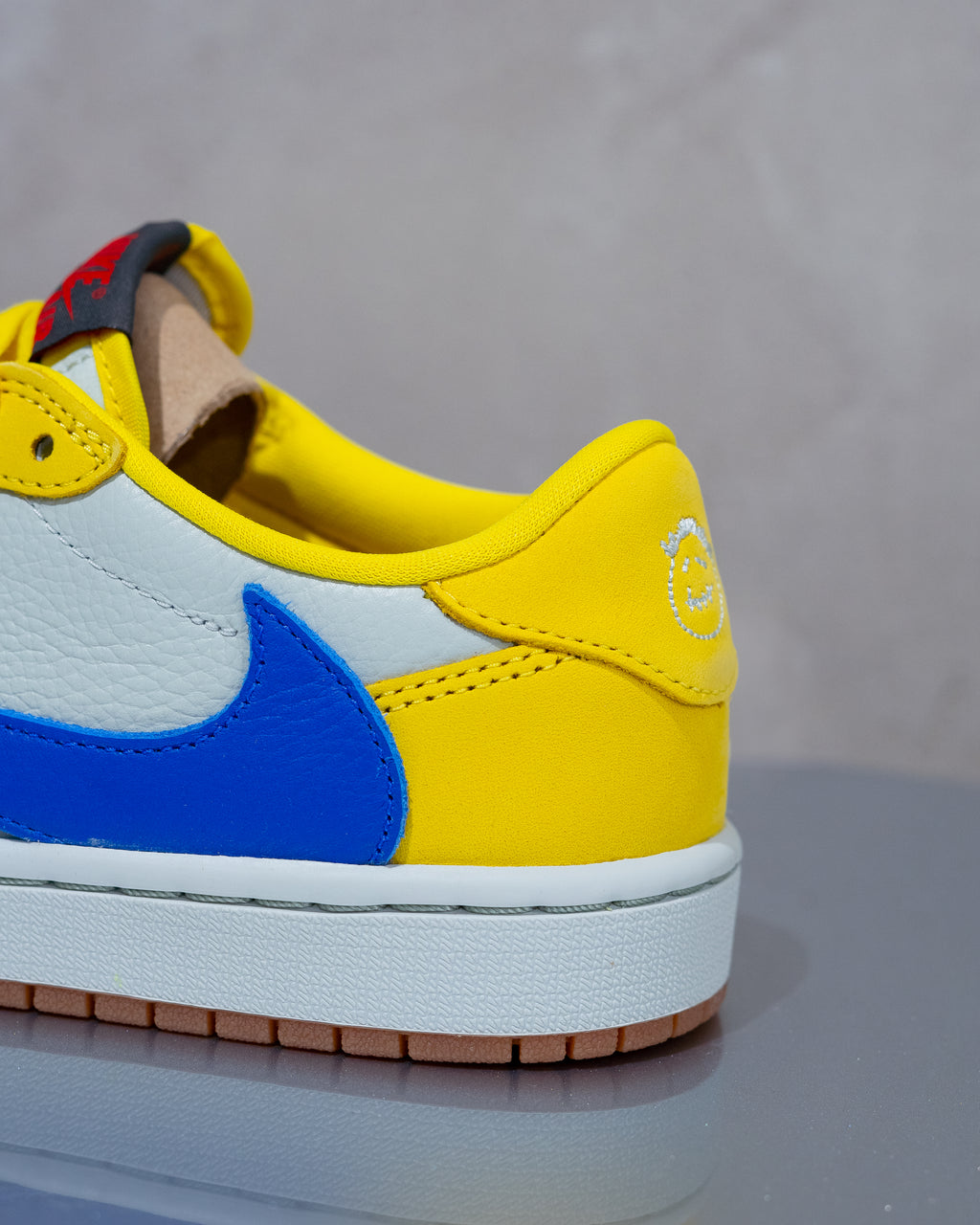 Jordan 1 Retro Low OG SP x Travis Scott - Canary