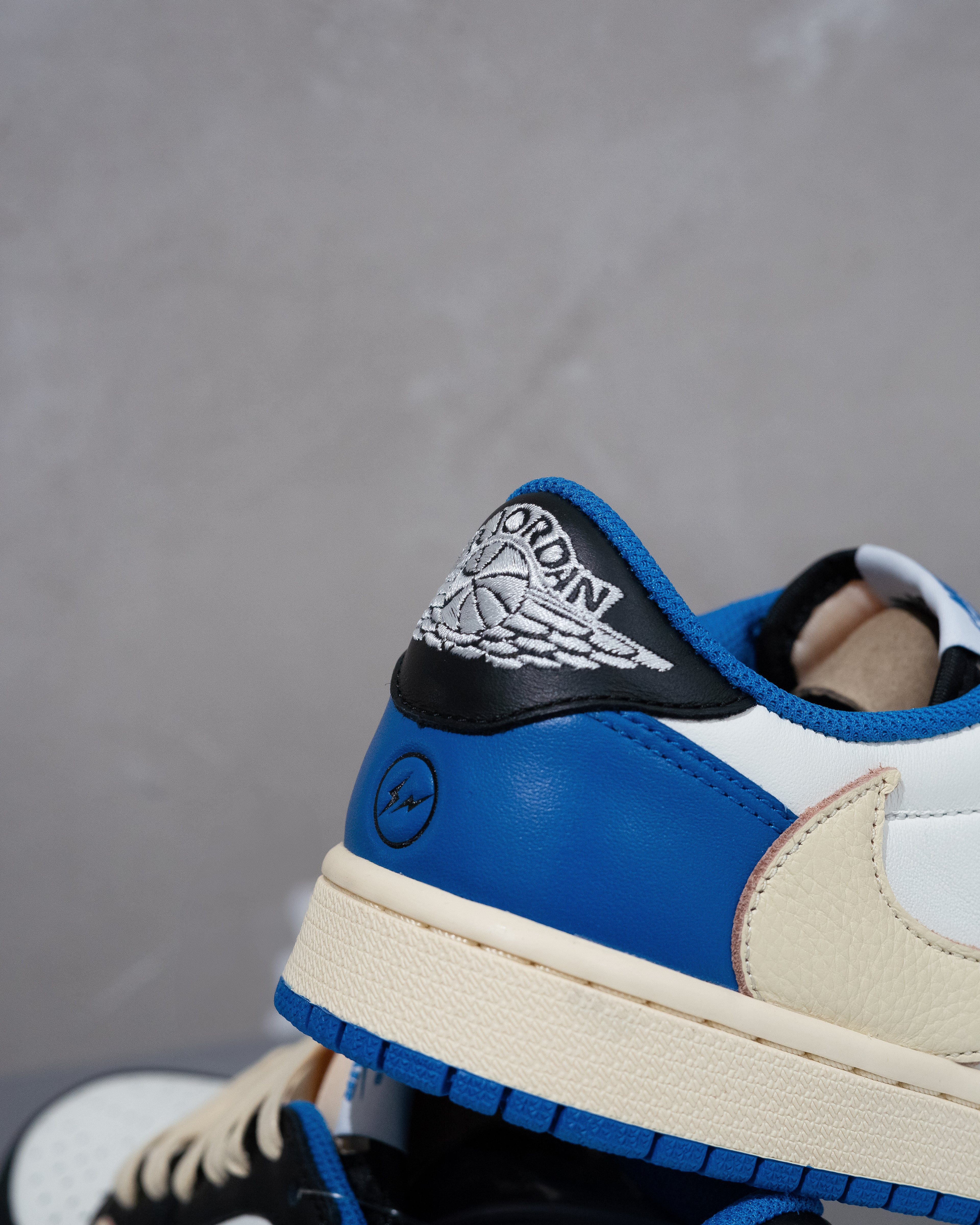Jordan 1 Retro Low OG SP x Travis Scott - Fragment