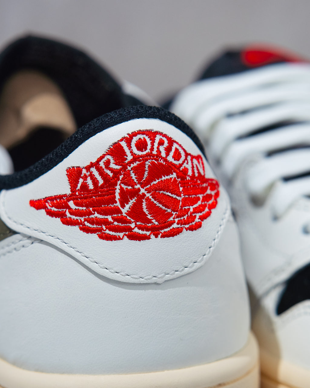 Jordan 1 Retro Low OG SP Travis Scott Olive (Women's)